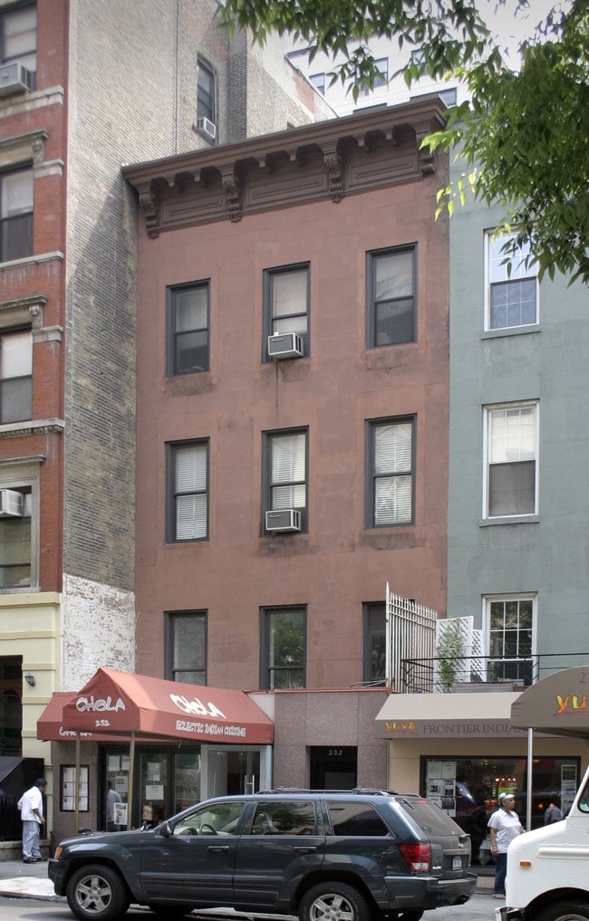 232 E 58th St in New York, NY - Building Photo - Building Photo