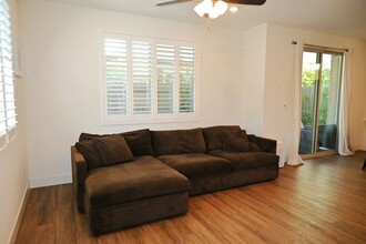 10549 Tenor Way in Elk Grove, CA - Building Photo - Building Photo
