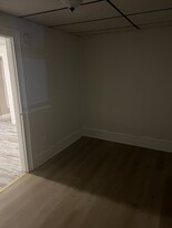 38 Broadhead Ave, Unit Apartment 2 in Jamestown, NY - Building Photo