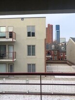 2 E Wheeling St, Unit 210 in Baltimore, MD - Building Photo