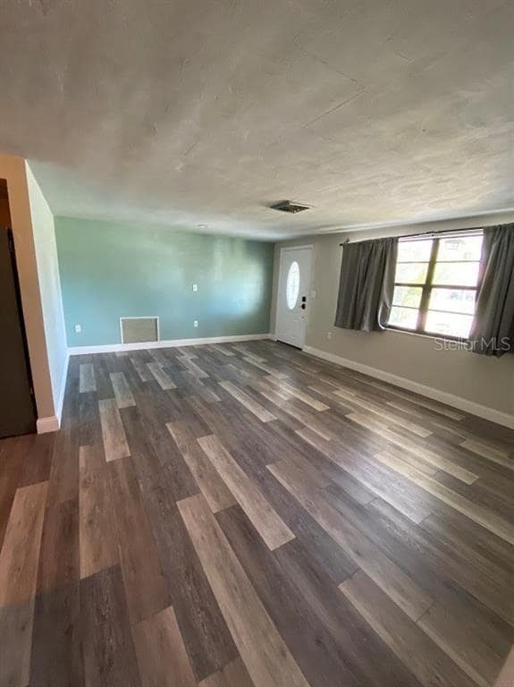 6220 Glenwood Dr in New Port Richey, FL - Building Photo - Building Photo