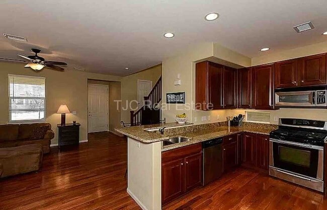 3399 Florence Way in Denver, CO - Foto de edificio - Building Photo