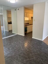 8109 Skillman St-Unit -8109 SKILLMAN ST UNIT# 2014 in Dallas, TX - Foto de edificio - Building Photo