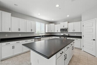 13710 N 174th Ln in Surprise, AZ - Building Photo - Building Photo