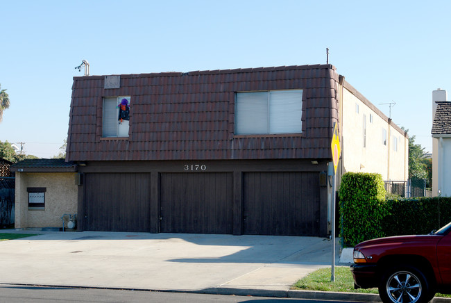 3170 Roosevelt St in Carlsbad, CA - Building Photo - Building Photo