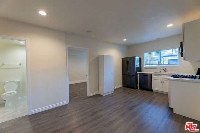 property at 20102 Baltar St