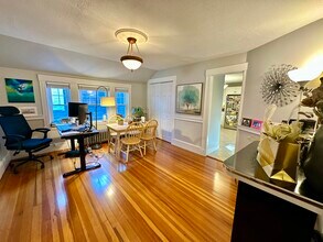 11 Spring Park Ave, Unit 3 in Boston, MA - Foto de edificio - Building Photo