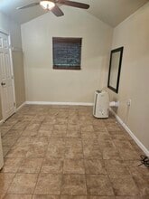 24036 Gemwood Dr in Lake Forest, CA - Building Photo - Building Photo
