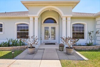 929 Hialeah St in Rockledge, FL - Building Photo - Building Photo