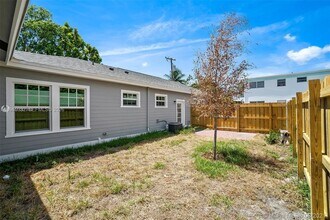 711 N L St in Lake Worth Beach, FL - Building Photo - Building Photo