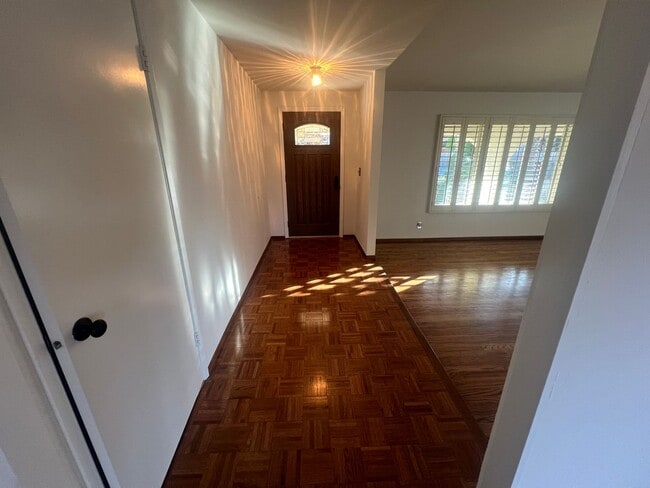 705 Carlisle Way in Sunnyvale, CA - Building Photo - Building Photo