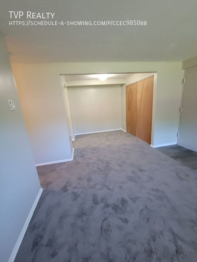 1444 W River Rd N in Elyria, OH - Building Photo - Building Photo