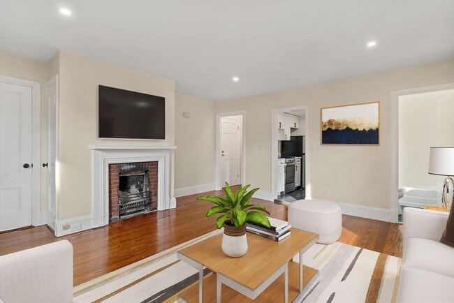 41 Concord Ave in Cambridge, MA - Building Photo - Building Photo