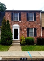 503 Seminole Gdns in Ambler, PA - Building Photo