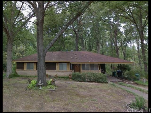 property at 7 N Meadowcliff Cir