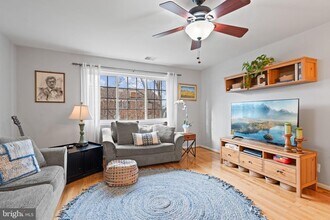 1469A N Van Dorn St in Alexandria, VA - Building Photo - Building Photo