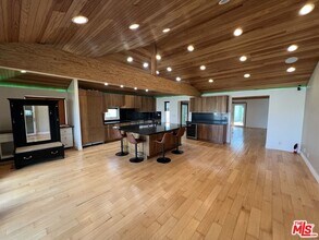 6484 Wynkoop St in Los Angeles, CA - Building Photo - Building Photo