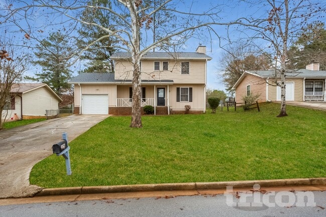 property at 1686 Underwood Dr SE