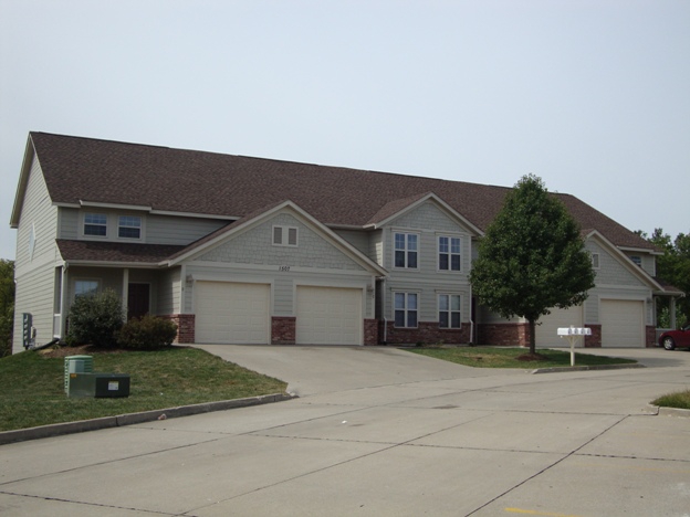 Sunset Ridge (young professional) in Columbia, MO - Foto de edificio