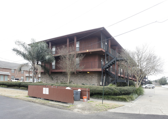 Carrollton Village Condominiums in Metairie, LA - Foto de edificio - Building Photo