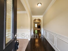 525 Twelve Oaks Dr in Senoia, GA - Building Photo - Building Photo
