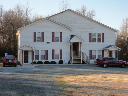 Hazel Dr. Apartments in Burlington, NC - Building Photo