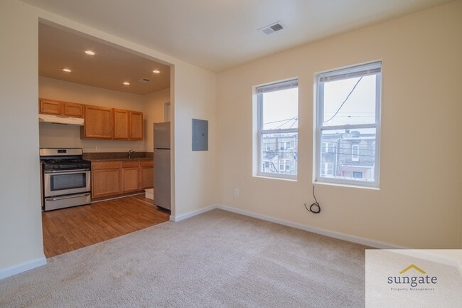 2435 W Lafayette Ave in Baltimore, MD - Building Photo - Building Photo