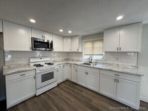 48 S Burritt St in New Britain, CT - Building Photo - Building Photo