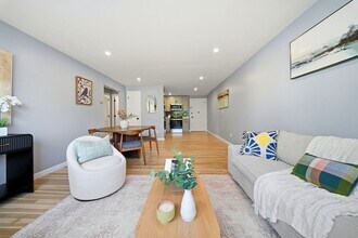 20 Radcliffe Rd in Boston, MA - Foto de edificio - Building Photo