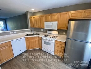 10580 English Setter Way in Charlotte, NC - Building Photo - Building Photo