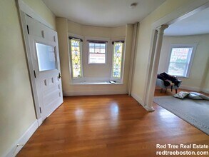 98 Westbourne Terrace in Brookline, MA - Building Photo - Building Photo