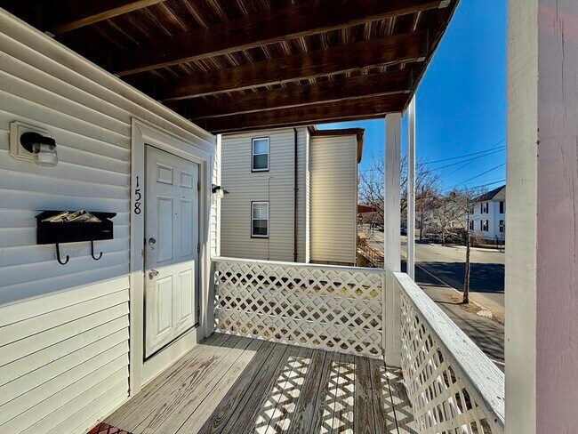 156 Main St in Quincy, MA - Building Photo - Building Photo