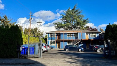 4956 NE 9th Ave, Unit 6 in Portland, OR - Building Photo - Building Photo