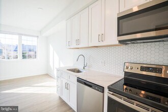 1324 Frankford Ave in Philadelphia, PA - Building Photo - Building Photo