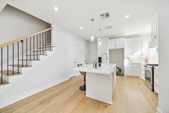 2207 Stevens St in Houston, TX - Building Photo - Building Photo