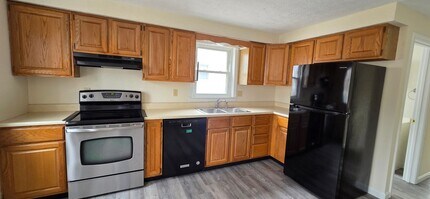 35-37 Westland Ave in Manchester, NH - Building Photo - Building Photo
