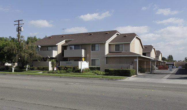 Western Terrace in Anaheim, CA - Building Photo - Building Photo