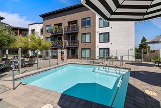 Mio in San Jose, CA - Building Photo - Building Photo