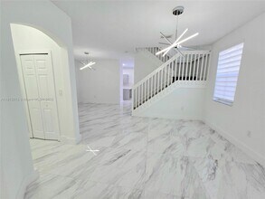 7848 NW 108th Ct in Doral, FL - Building Photo - Building Photo