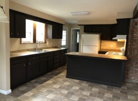 384 Route 590, Unit # 1 in Greeley, PA - Building Photo