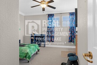 6826 Lincoln Ave in Carmichael, CA - Building Photo - Building Photo