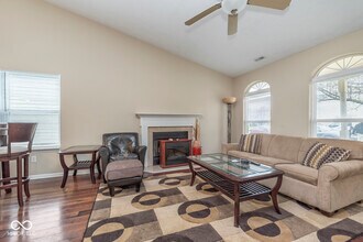 381 Longview Bend in Brownsburg, IN - Building Photo - Building Photo