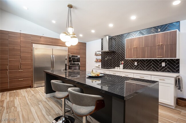 property at 330 E Country Club Dr