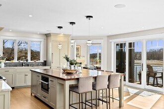 67 Border St in Scituate, MA - Foto de edificio - Building Photo