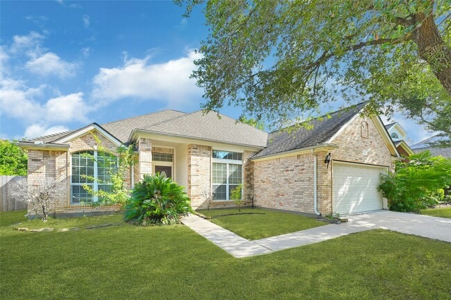 19622 Sunrise Chase Way in Houston, TX - Building Photo - Building Photo
