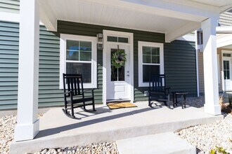 110 B Jarvis Lndg Dr in Jarvisburg, NC - Building Photo - Building Photo