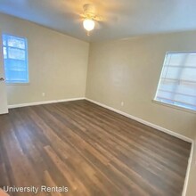 3015 1st Pl in Lubbock, TX - Foto de edificio - Building Photo