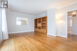 26 Forty First St in Toronto, ON - Building Photo - Building Photo