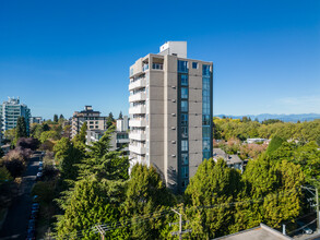 Ashleigh Court in Vancouver, BC - Building Photo - Building Photo