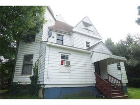 125 Standard Ave in Butler, PA - Building Photo
